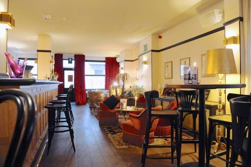 Latroupe Le Berger Hotell Saint-Gilles Restaurant bilde