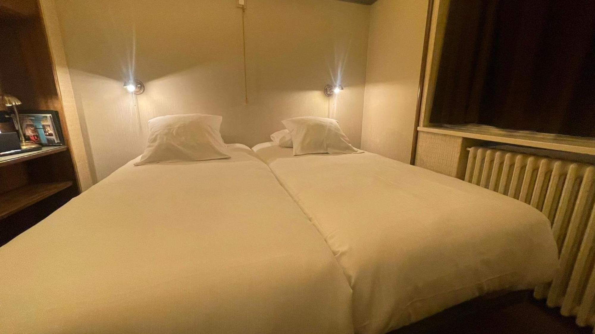 Latroupe Le Berger Hotell Saint-Gilles Eksteriør bilde
