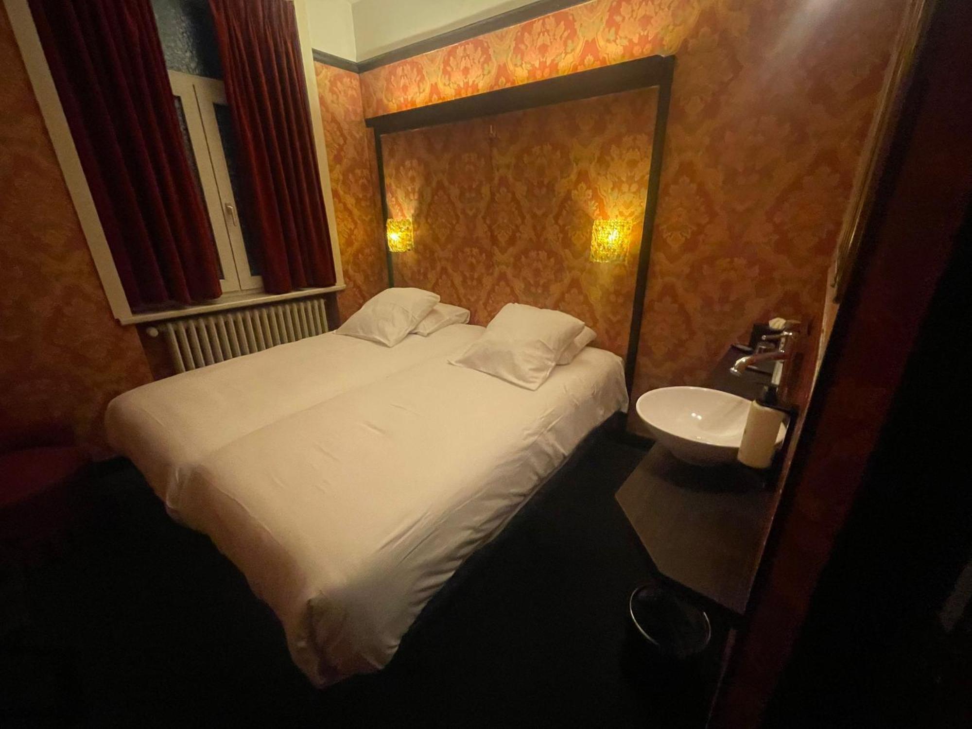 Latroupe Le Berger Hotell Saint-Gilles Eksteriør bilde